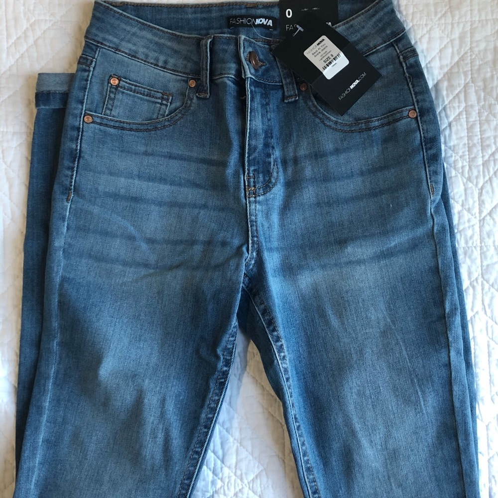 Fashion Nova Skinny Jeans - Picture 2 of 2